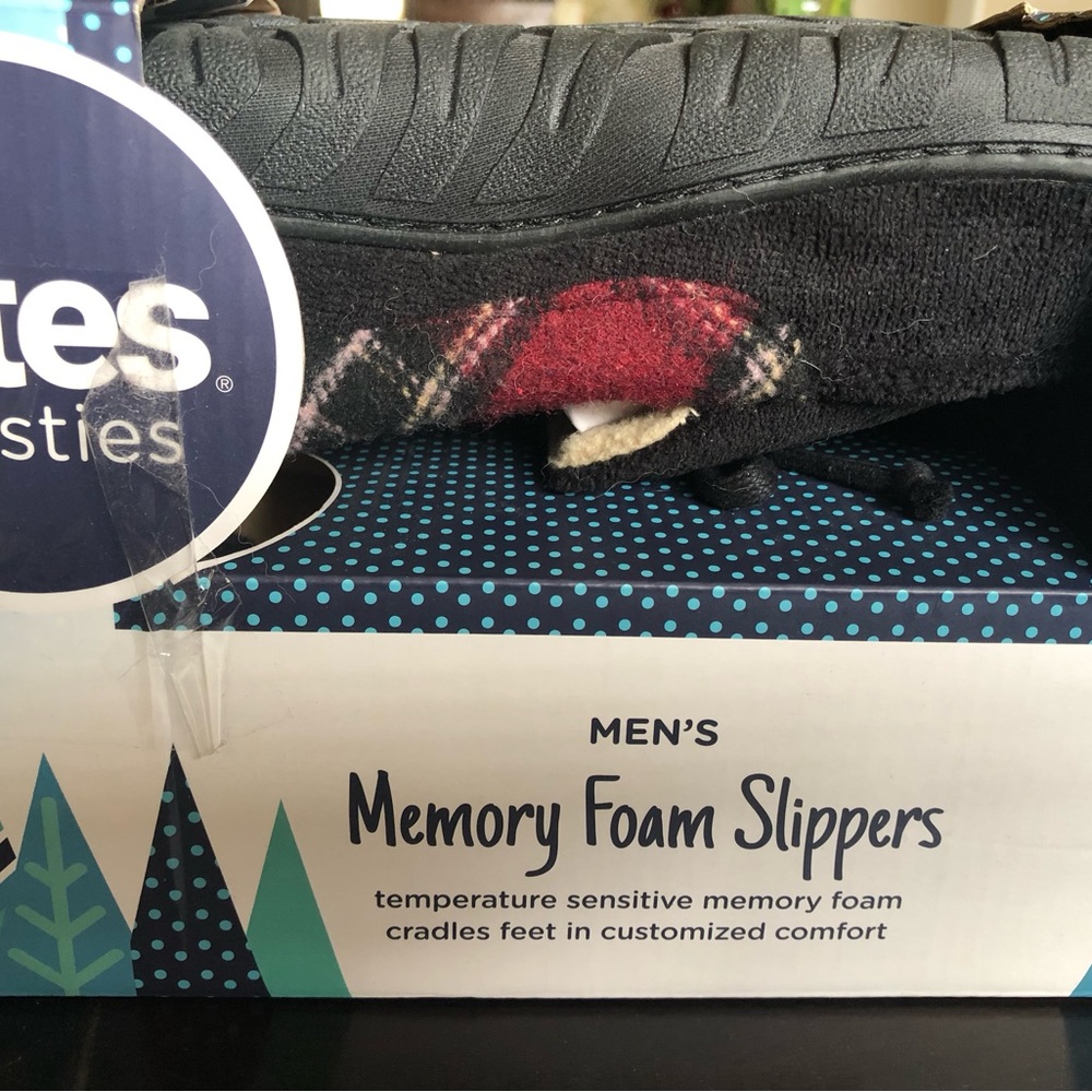 Totes Toasties Mens Memory Foam Slippers